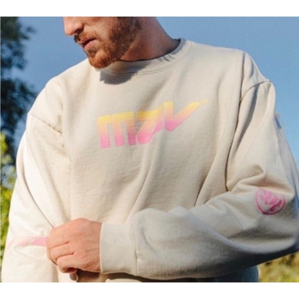 Maverick Clothing by Logan Paul Mav V2 Crewneck Sweatshirt in Bone SZ 2XL NWOT